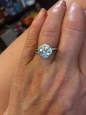 Round Cut Halo Moissanite Engagement Ring with Split Shank Band (R126)
